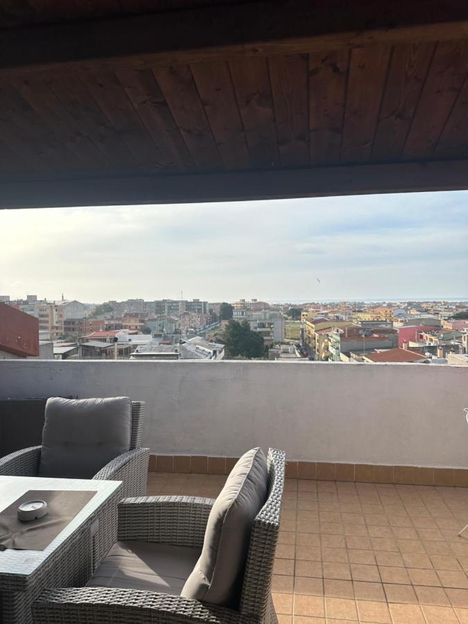 Appartement Relax Sea View Attic à Quartu SantʼElena Extérieur photo